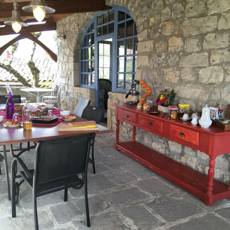 Bed and Breakfast L'Apogee Labeaume Zewnętrze zdjęcie