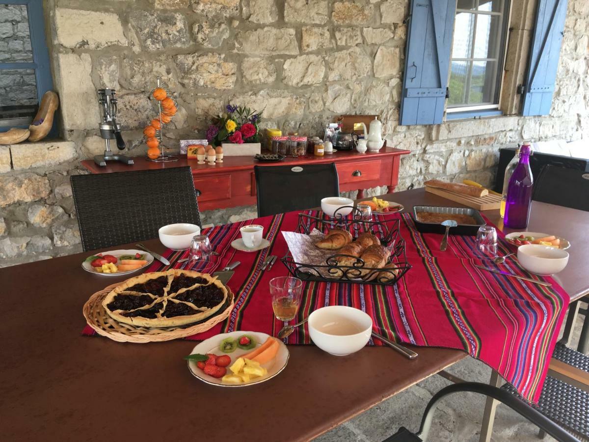 Bed and Breakfast L'Apogee Labeaume Zewnętrze zdjęcie